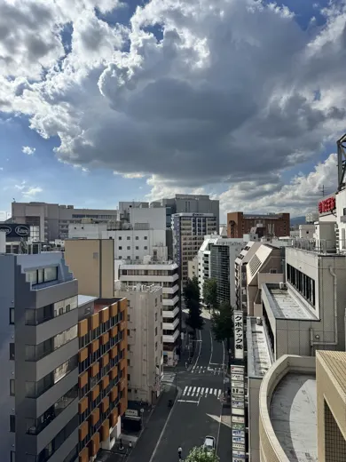 10月7日 · 窗外的博多街景 · 第2张精选照片