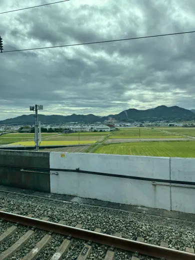 10月9日 · 列车窗外的田野 · 第2张精选照片